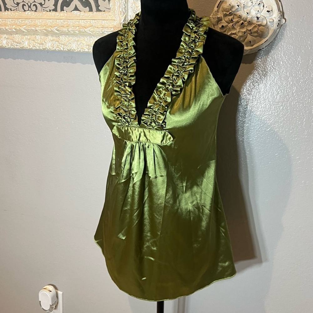Max Studio Shiny Green Top With Ruffle Detail - Picture 6 of 11